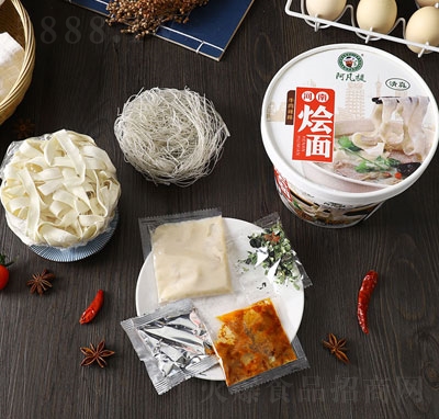 阿凡提河南燴面牛肉辣味方便速食食品
