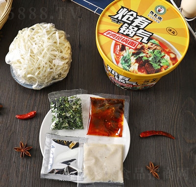 阿凡提羊肉熗鍋面方便食品